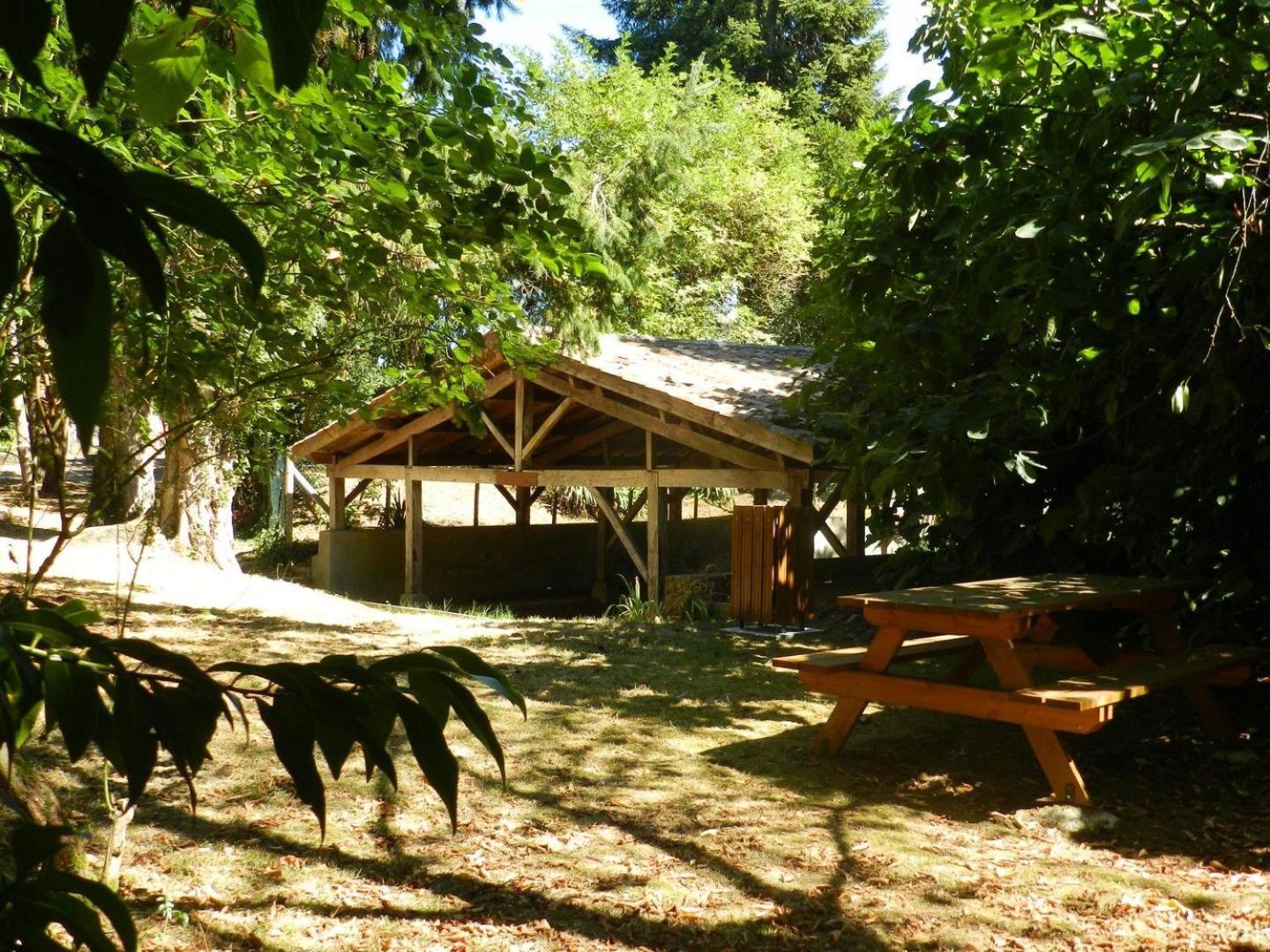 Chambres Et Gites Les Deux Chenes Pres De Bergerac Le Fleix Esterno foto